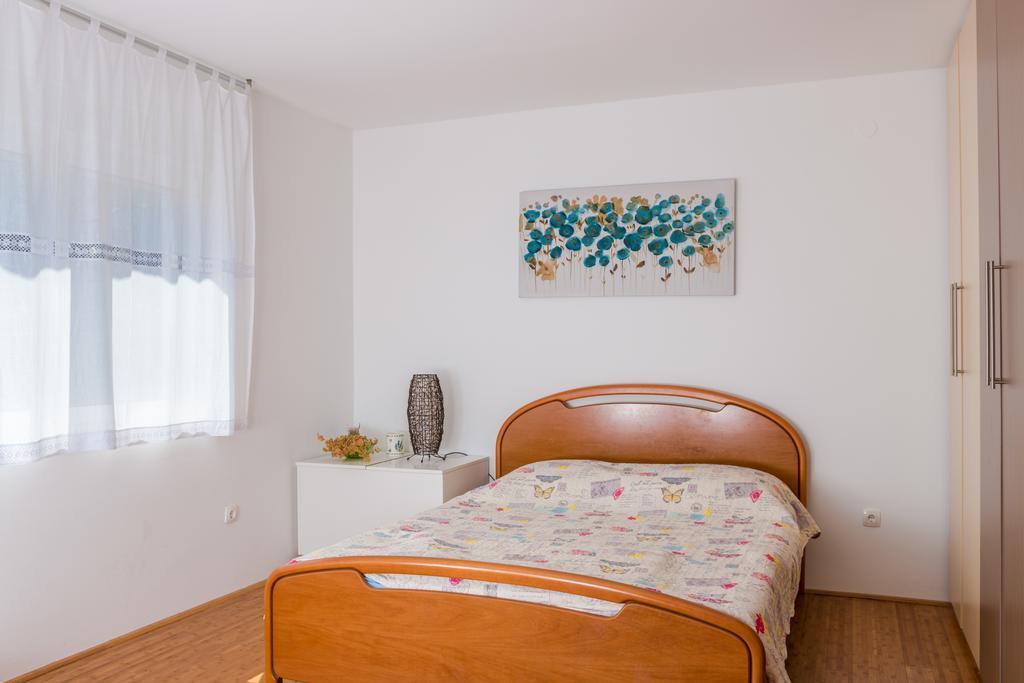 Apartments Seka ノヴィ・ヴィノドロスキー エクステリア 写真